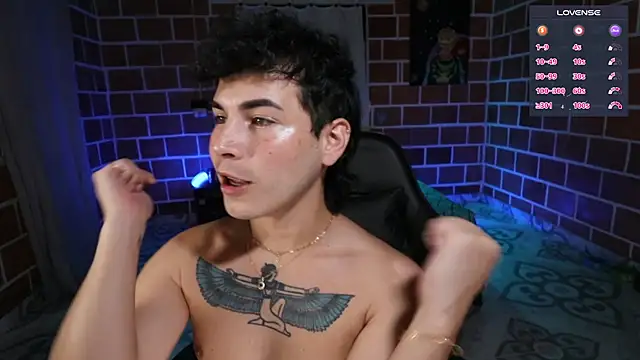 Ryan_picato stripchat live cam model