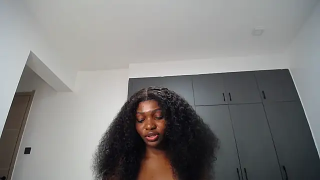 Pretty_Liya08 stripchat live cam model
