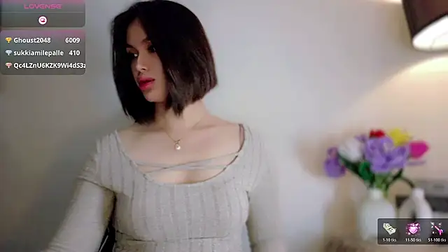 Anna_HollyDoll stripchat live cam model