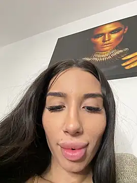 BlueEyes_BB stripchat live cam model