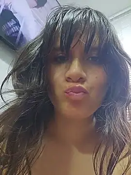 Kitty_Kalifa stripchat live cam model