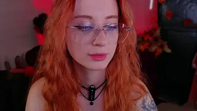 WICKEDEMBER stripchat live cam model