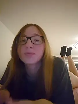 Freaky-Doll stripchat live cam model