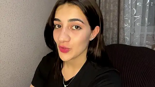 Ledi_Asthik stripchat live cam model
