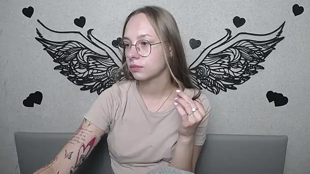 SteshaGlass stripchat live cam model