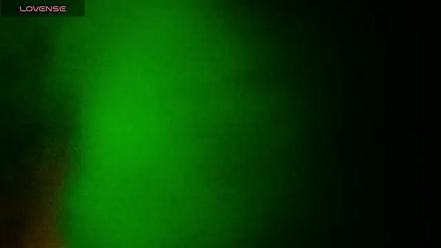 ivynyxx stripchat live cam model