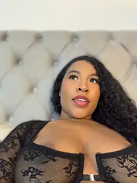 izzybelmonth12 stripchat live cam model