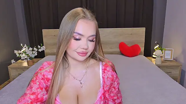 StacyYellig stripchat live cam model