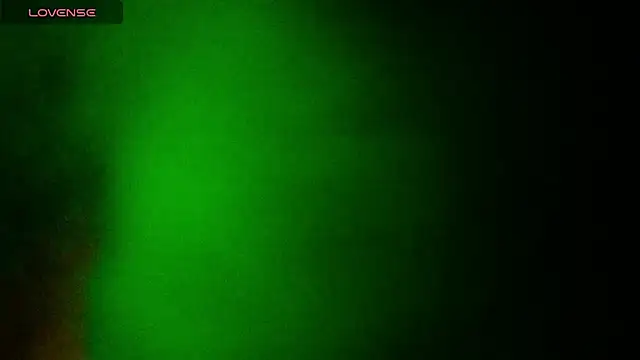 ivynyxx stripchat live cam model