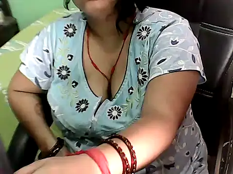BABITA_KUMARII stripchat live cam model
