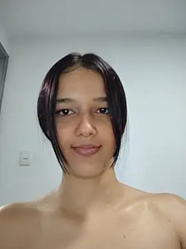 _Denis_sweet stripchat live cam model