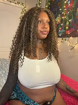 MistiSavannah stripchat live cam model