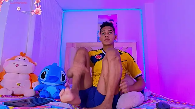 dilan_alfonzo stripchat live cam model