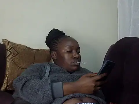 Sexy-suzy stripchat live cam model