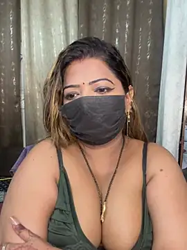 Oh-Monika87 stripchat live cam model