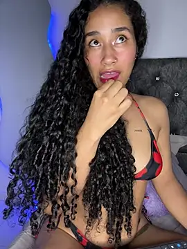 jaderossxx stripchat live cam model
