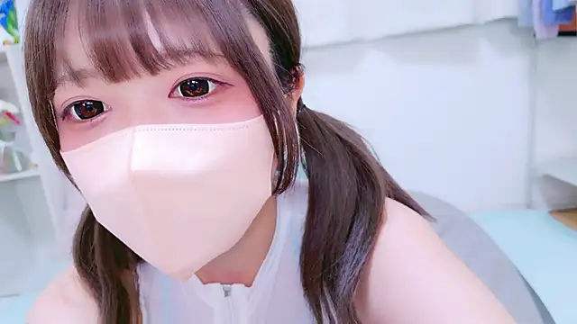aki_zzz stripchat live cam model