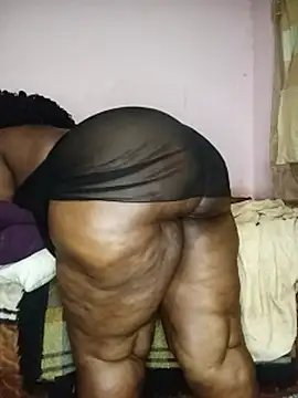 Sweetblackassxxx505 stripchat live cam model
