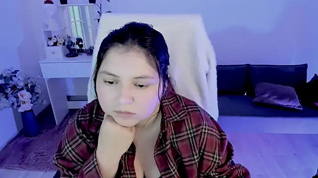 DiaAngell stripchat live cam model