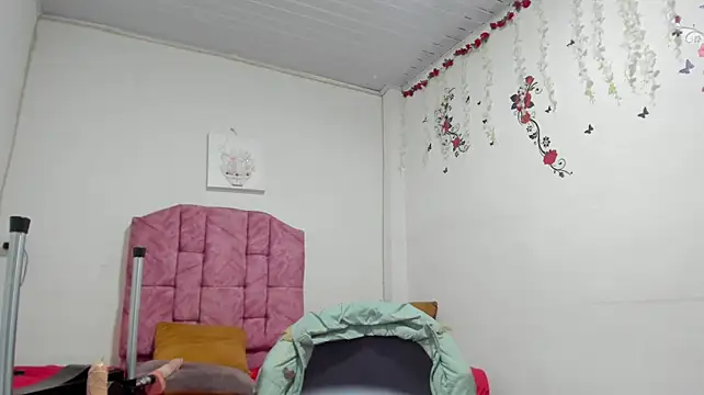 esmeraldaladys stripchat live cam model