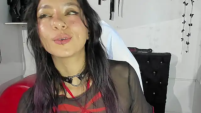 ValeryTatto stripchat live cam model