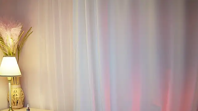 AdelineMoon stripchat live cam model