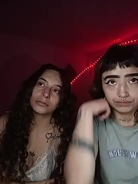 AlexxaAndRileyy stripchat live cam model