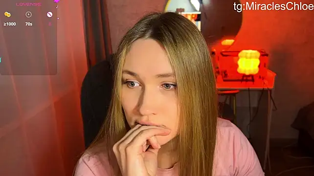 ChloeMillerMeow stripchat live cam model