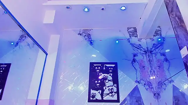 Isabella_stanford2 stripchat live cam model