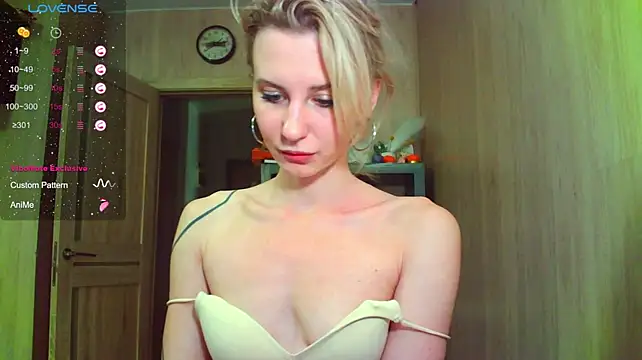 Caramel_piegirl stripchat live cam model