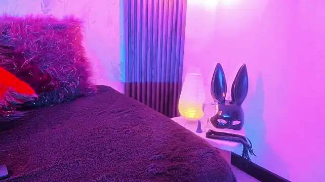 NahomyCarther stripchat live cam model