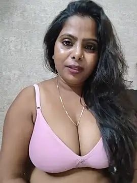 Sexyhina321 stripchat live cam model