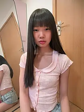 xinyu789 stripchat live cam model