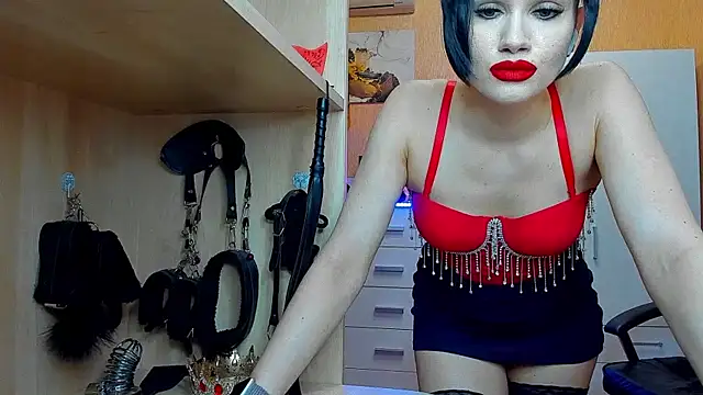 KristiTopxx stripchat live cam model