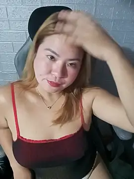 Amazingurlx stripchat live cam model