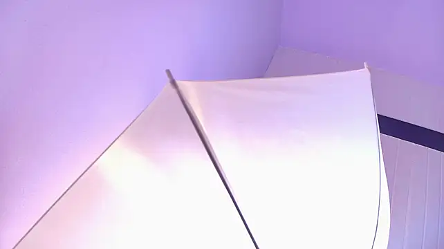 Sirenyrouss stripchat live cam model