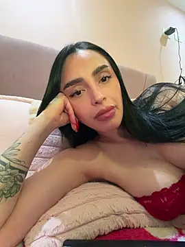 Missapril_ stripchat live cam model