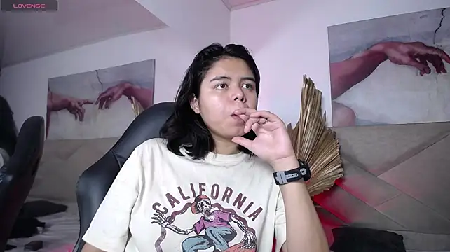 SabinaMerchetti stripchat live cam model