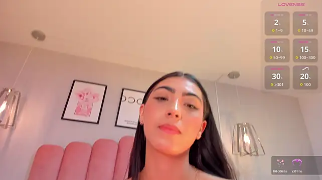 Alanna-Spencer stripchat live cam model