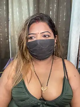Oh-Monika87 stripchat live cam model