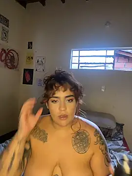 name_less_lulu stripchat live cam model
