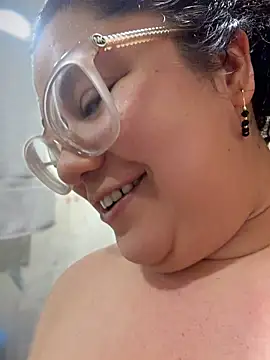 CurlyMilf_Vannexxxa stripchat live cam model