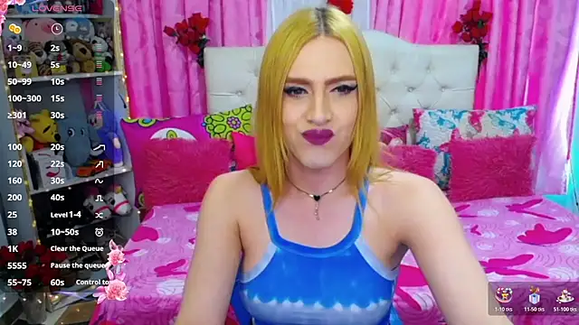 golden_girl01 stripchat live cam model