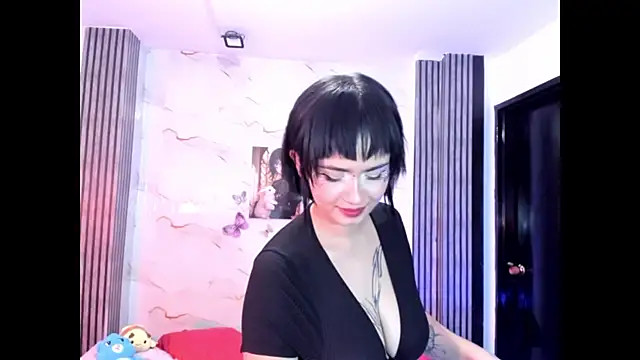 addison_avery stripchat live cam model
