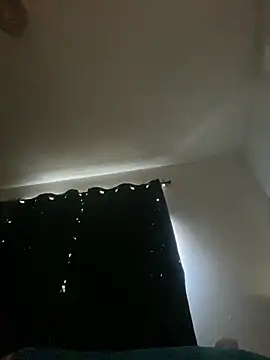 GusanoDelicioso stripchat live cam model