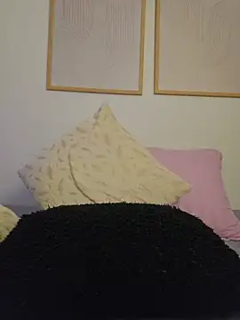 Victoria_Evanss stripchat live cam model