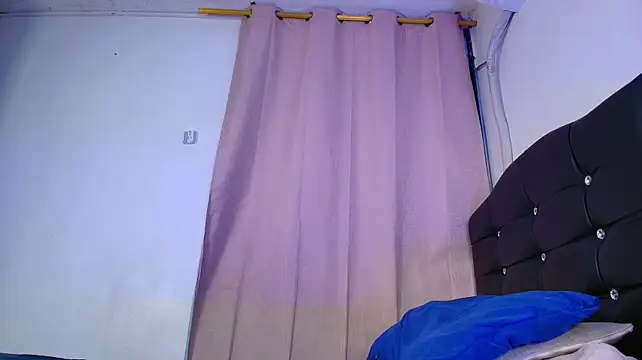 Mia_depp stripchat live cam model