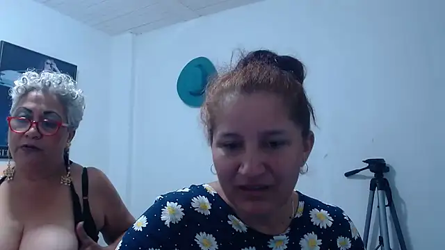 MarilinCarolina stripchat live cam model