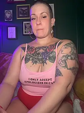 quinnmariexo stripchat live cam model