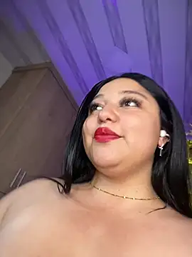 Kym_Owens stripchat live cam model